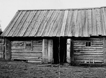 Хлев-конюшня (закамские удмурты). БАССР, Янаульский р-н, д. Барабановка, 1984 г.